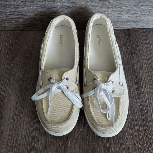 LL Bean Women's Cream Leather Slip On Comfort Loafer Boat Shoes Size 9M - Picture 3 of 11